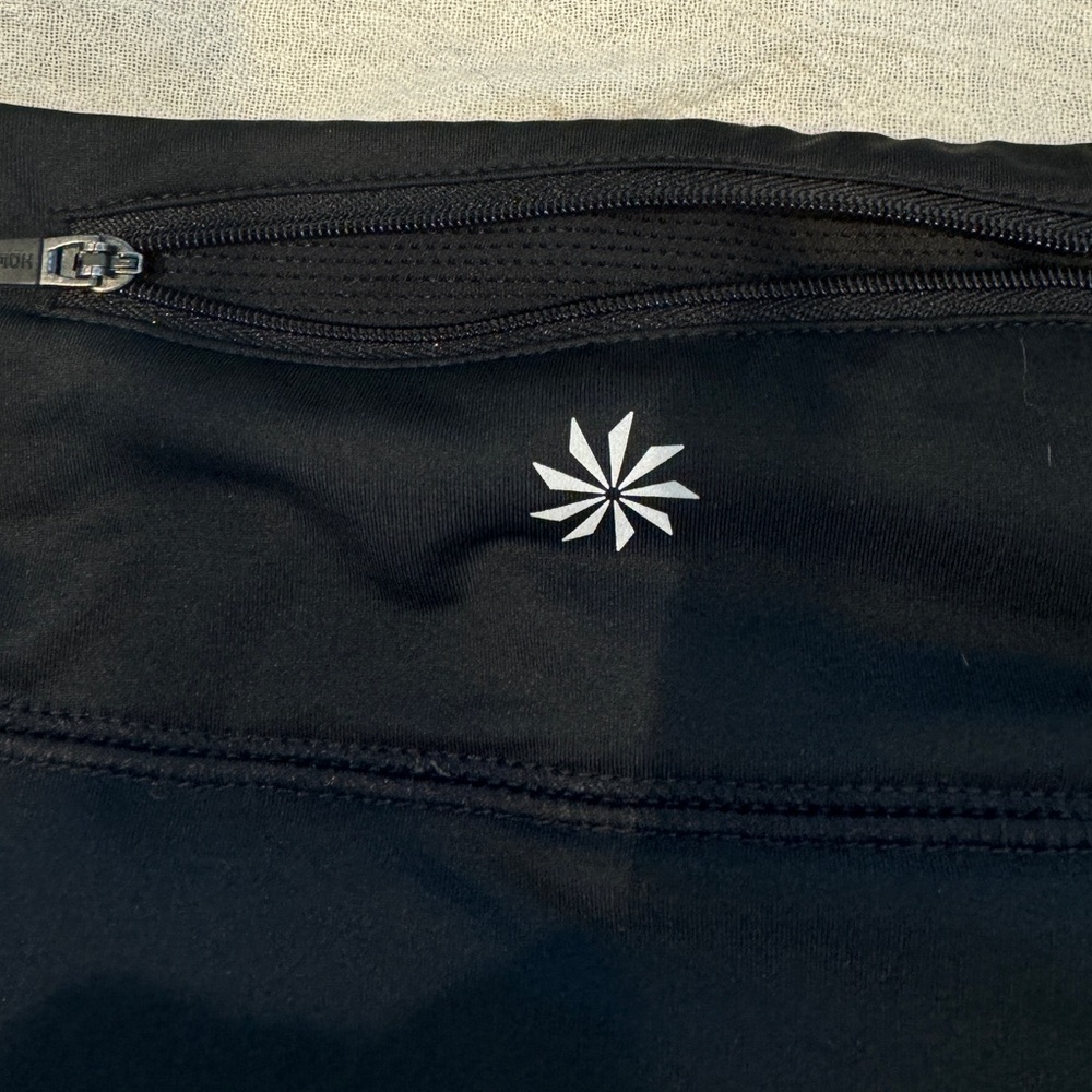 Athleta skirt. Size small. Black - Picture 3 of 4